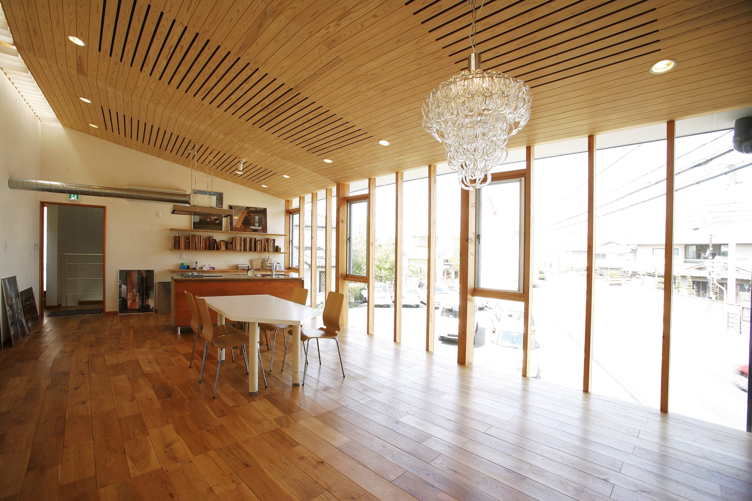 地域に開かれた空間「えびすやテラス」